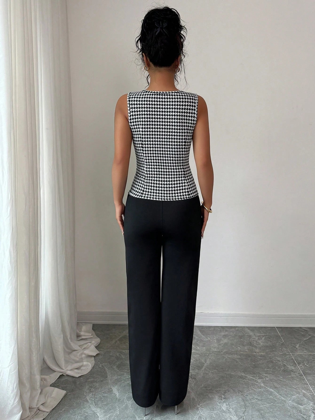 Tailored Houndstooth Contrast Trim Waistcoat