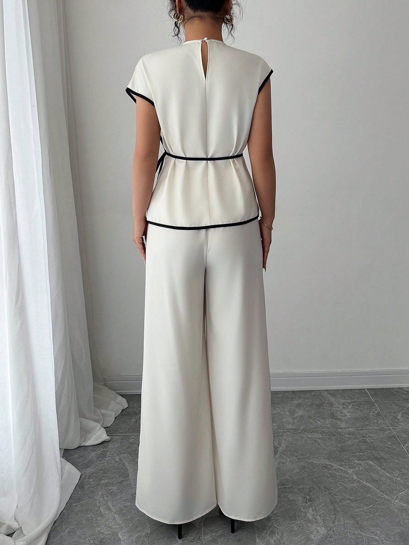 Asymmetrical Contrast Trim Pant Set