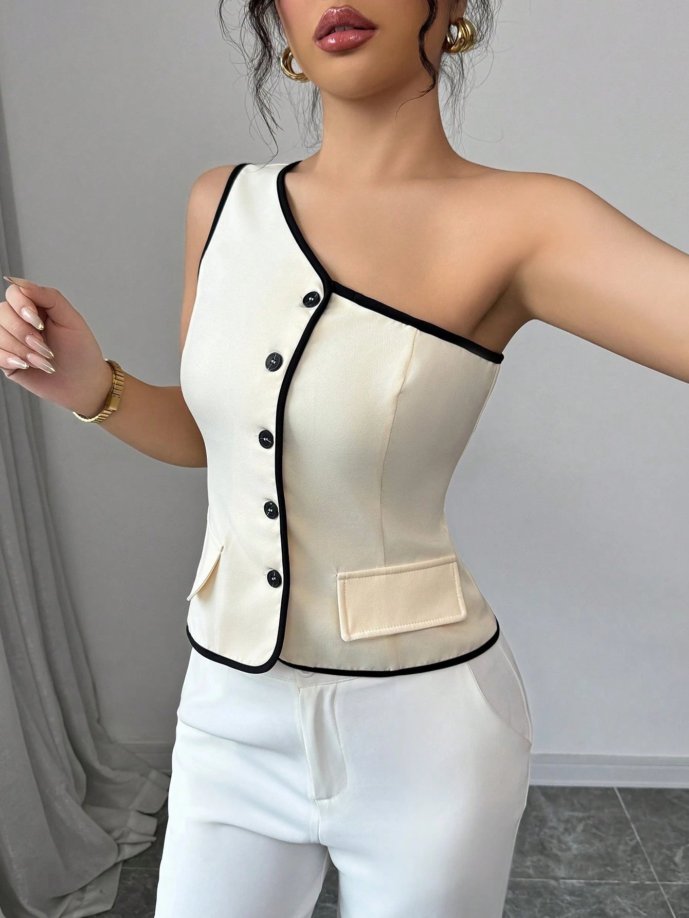 Asymmetrical Contrast Trim Waistcoat Top