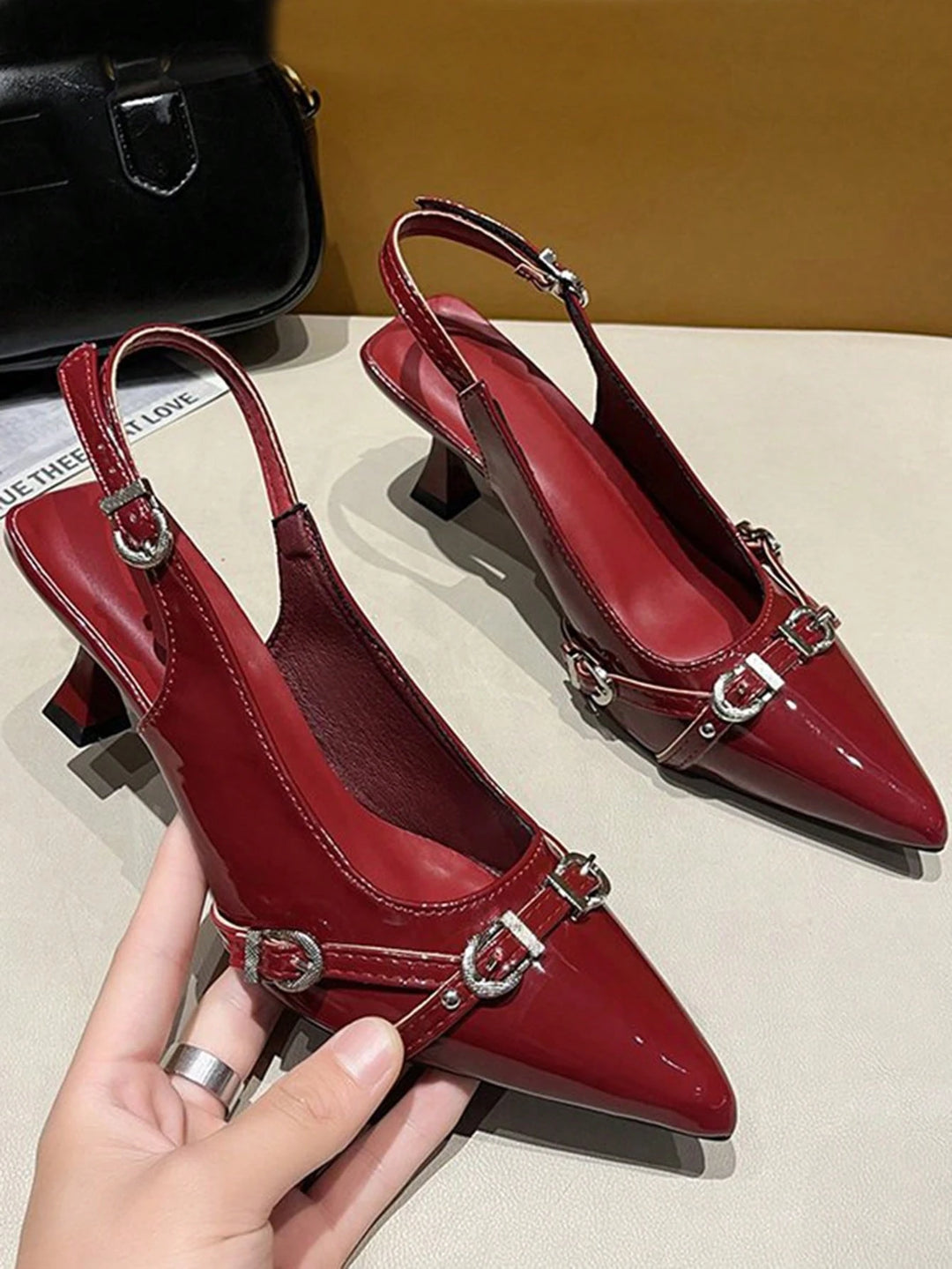 Buckle Detail Pointed Toe Slingback Pumps