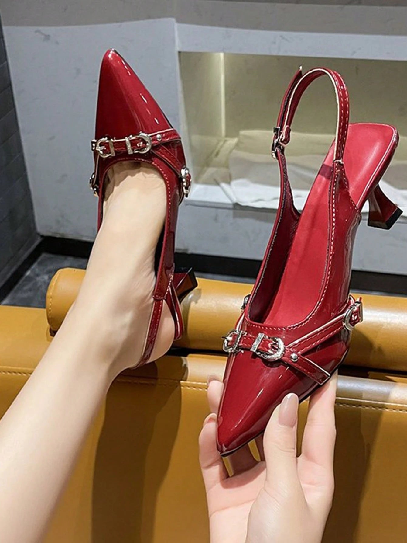 Buckle Detail Pointed Toe Slingback Pumps