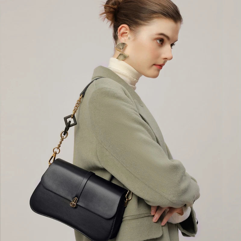 Chain Detail Flap Shoulder Bag