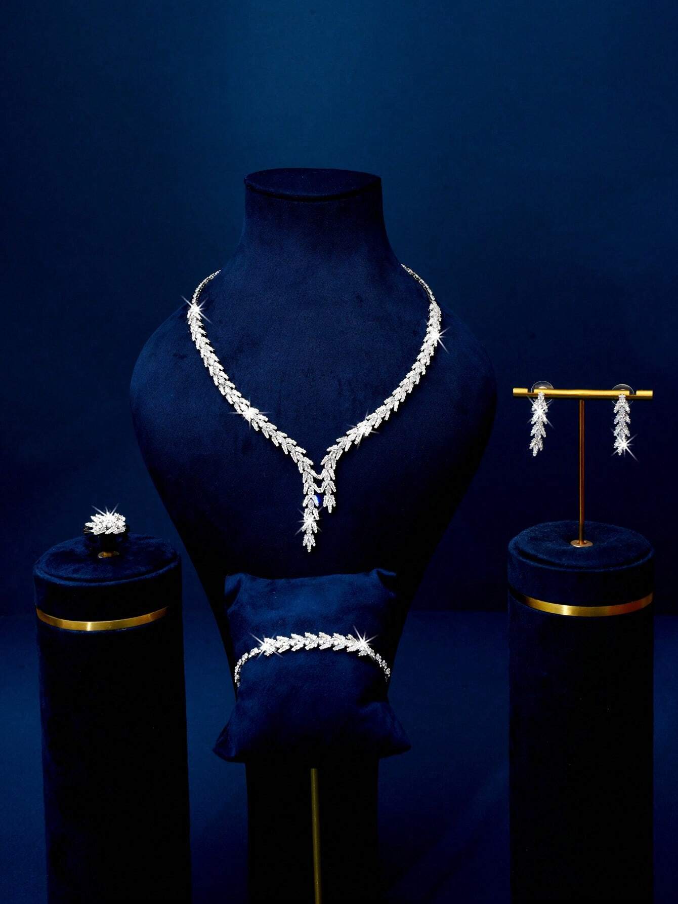  Crystal Laurel Leaf Bridal Set