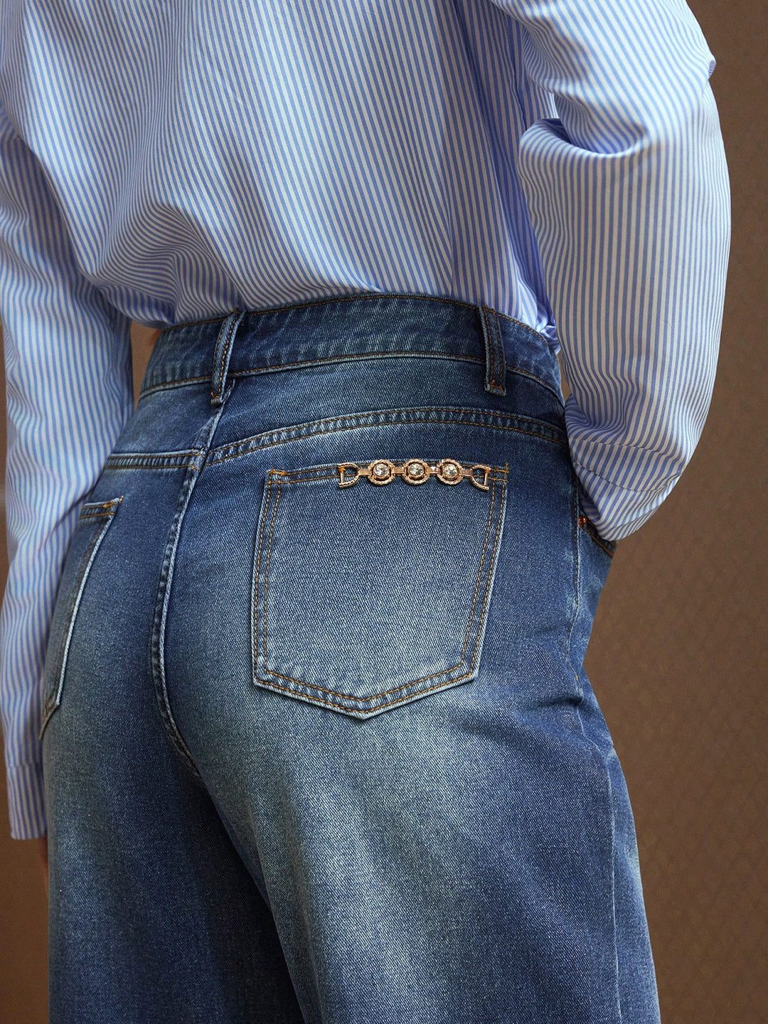 Elegant Wide Leg Chain Detail Denim Jeans