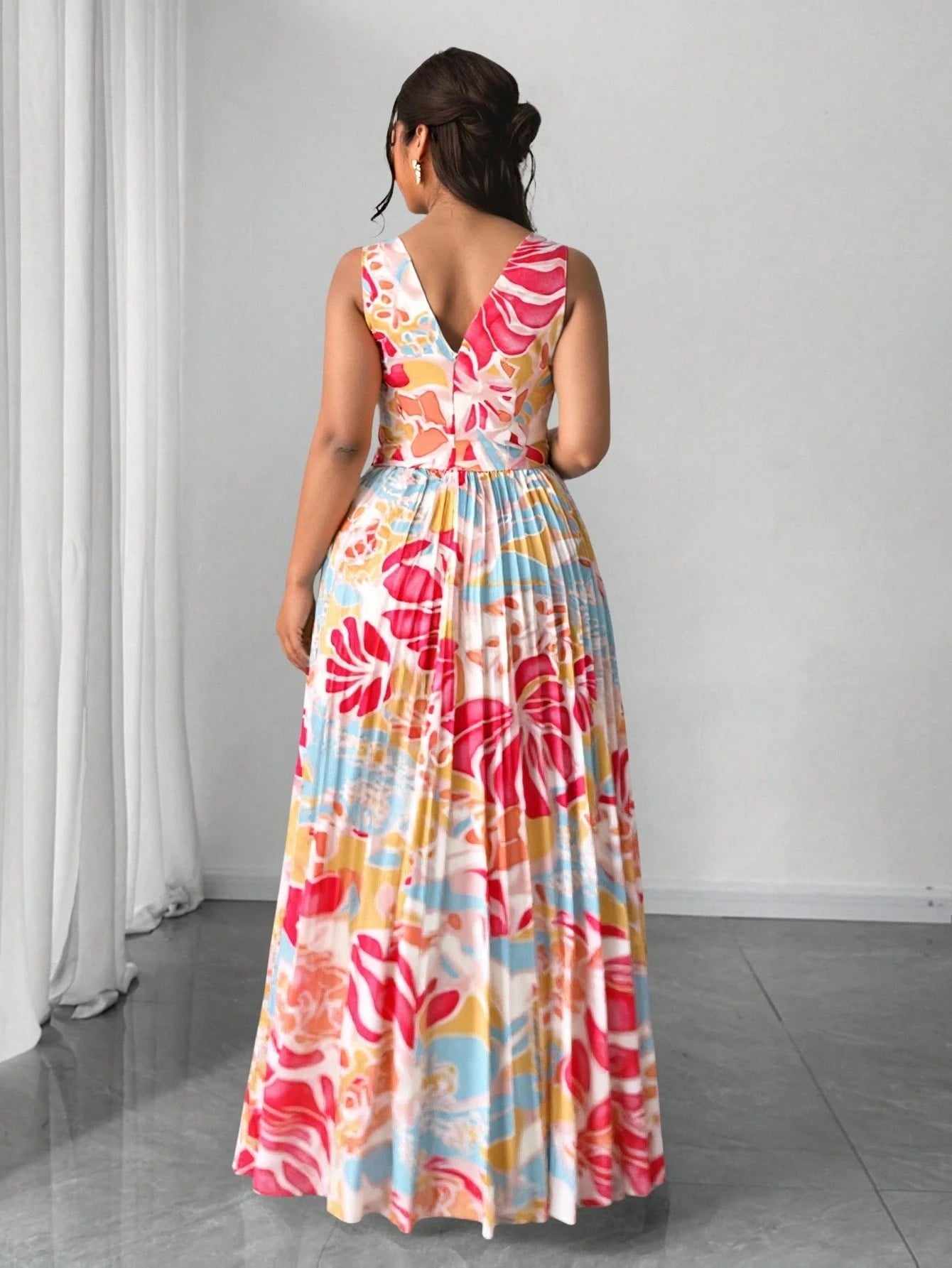 Floral Pleated Slit Maxi Dress