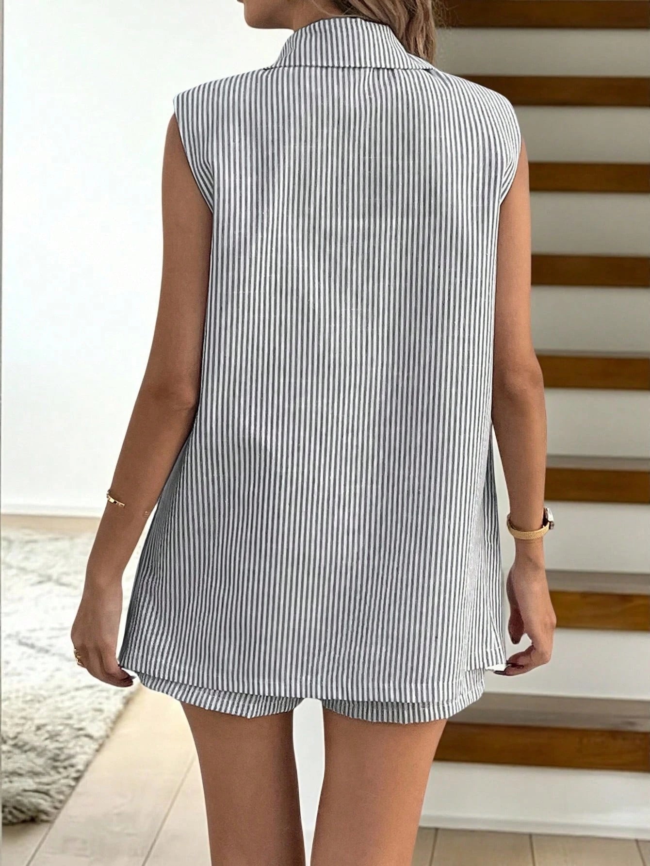  Longline Striped Waistcoat Shorts Set
