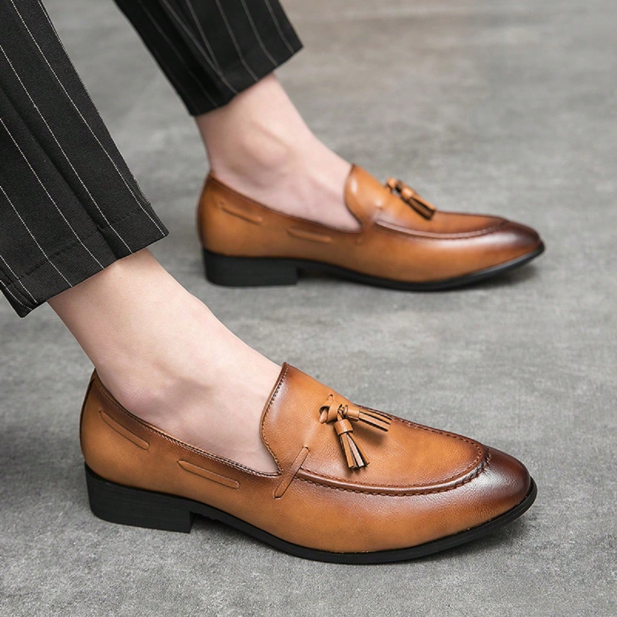 Men's Burnished Leather Tassel Loafers