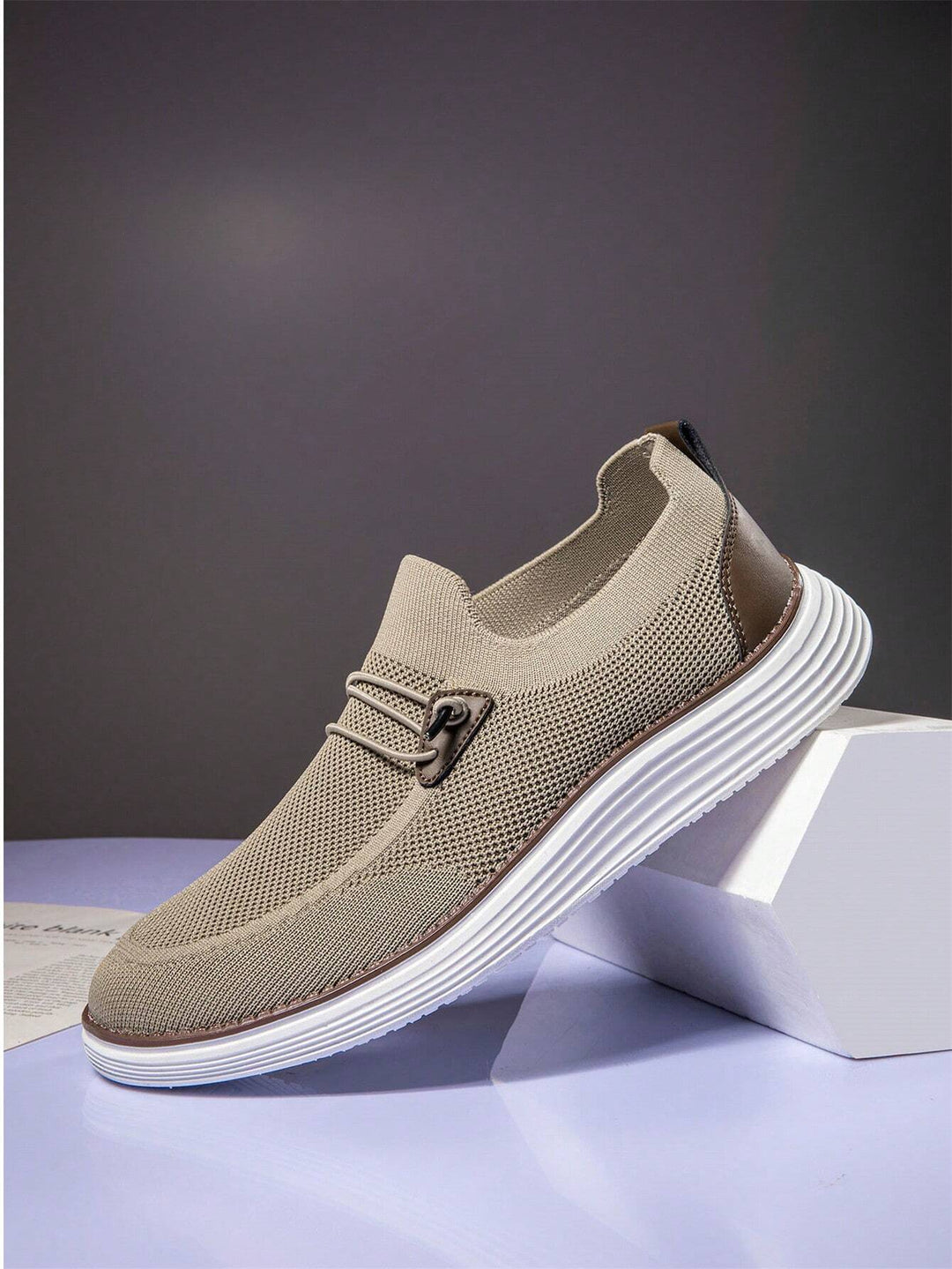 Men's Toggle Detail Knit Sneaker