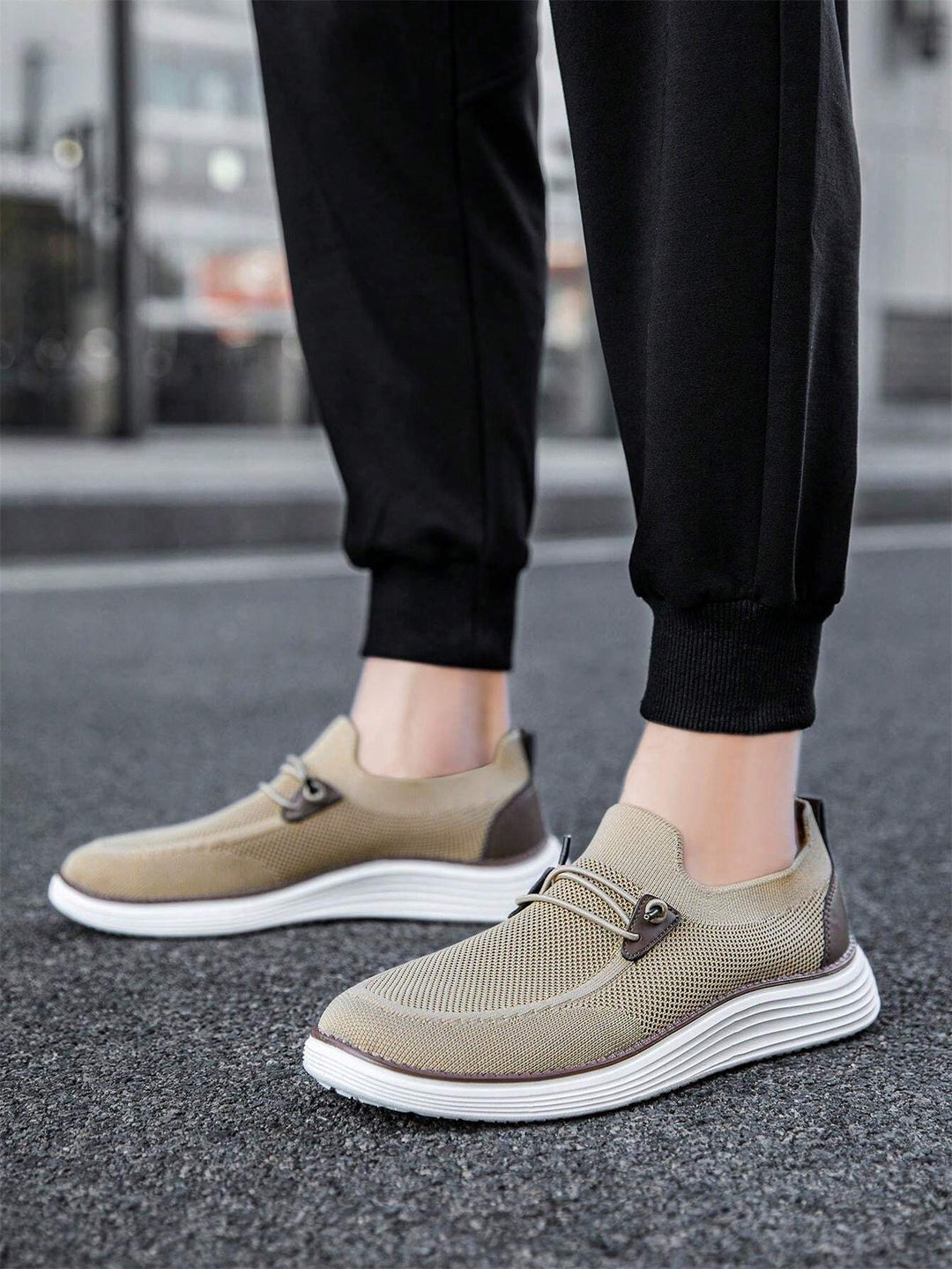 Men's Toggle Detail Knit Sneaker