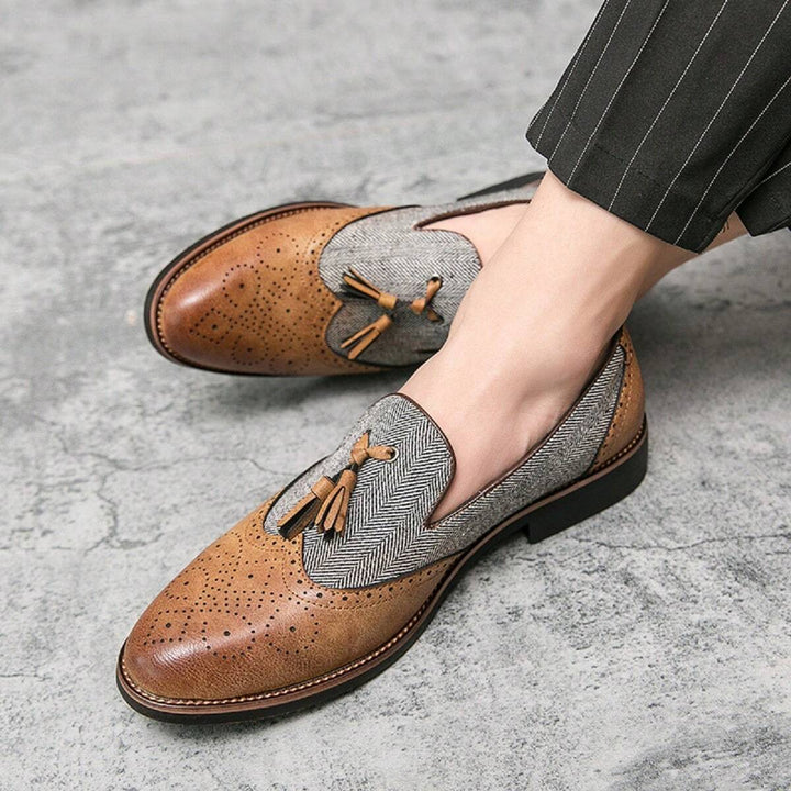 Men's Two Tone Wingtip Tassel Loafers