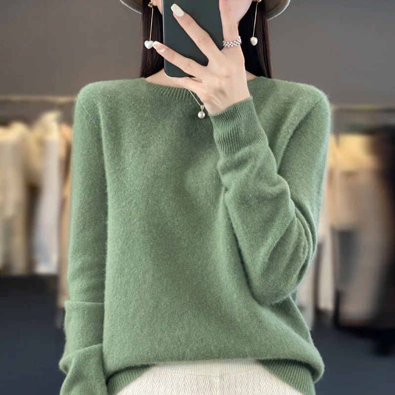 Women's Cashmere Boat Neck Sweater